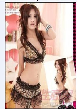 �r(sh��)�г���Ů�b���y3�c(di��n)ȹ|�����(du��)����|�A(y��)�[�D