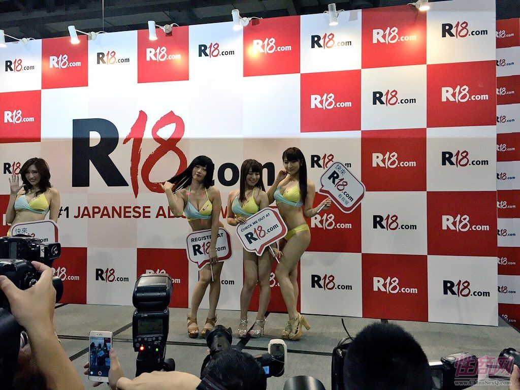 2015亞洲娛樂博覽(澳門)女優(yōu)組團(tuán)助陣圖片13