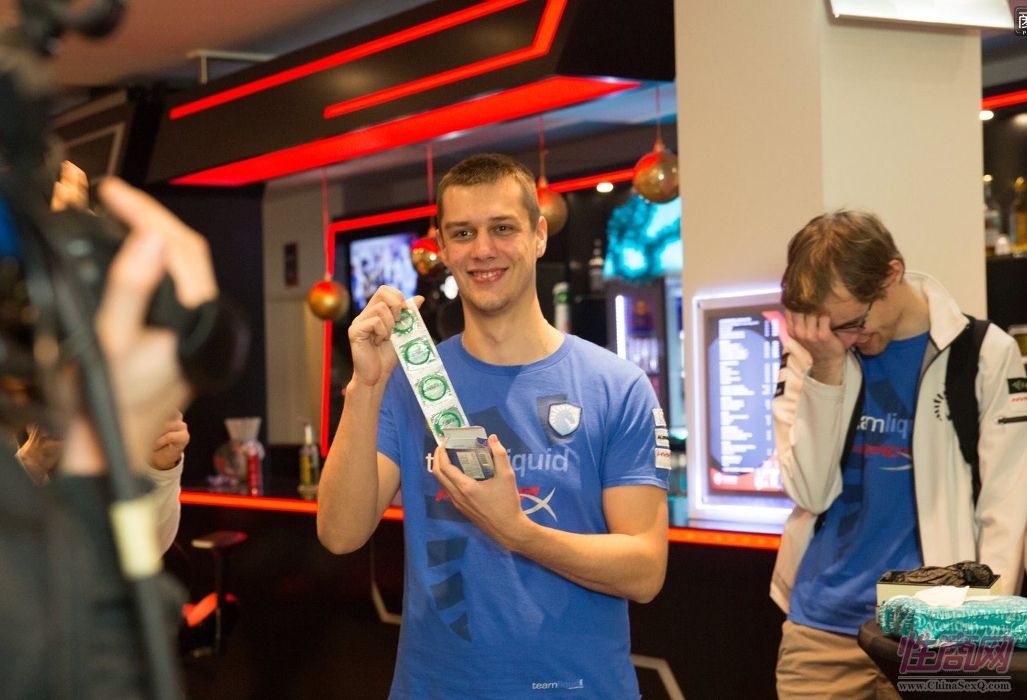 �Α��ِ�Mί��(hu��)�s����ٛ(z��ng)���x����Ȥ��Ʒ