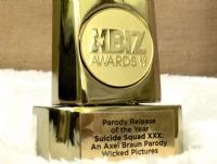 2017����XBIZ�C��(ji��ng)��Y��ȤƷ�ƫ@��(ji��ng)���ΈDƬ20