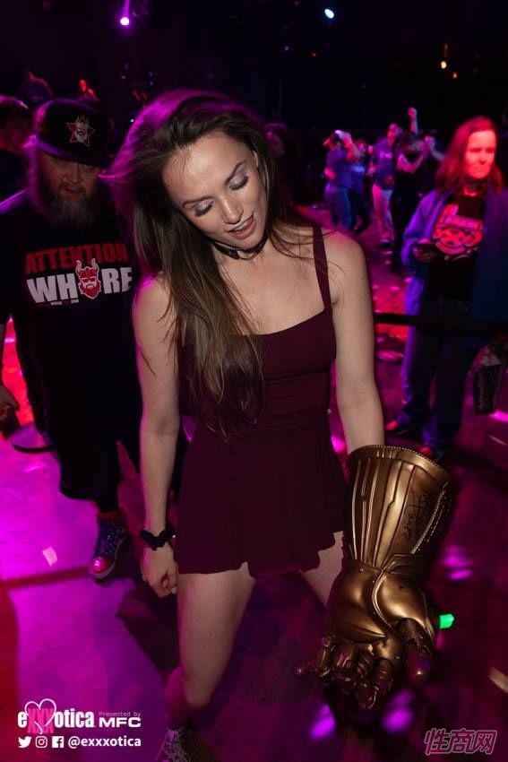 ֥�Ӹ����չexxxotica-�uβ�ƕ�(hu��) (1)