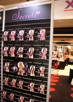 ����AltitudeIntimates��Ȥ����չ���ʼ��\01�DƬ37