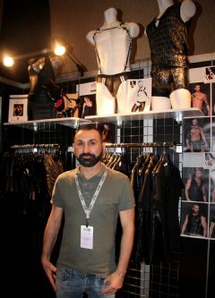����AltitudeIntimates��Ȥ����չ���ʼ��\01�DƬ56