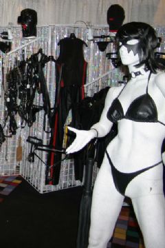 2004������Ȥ��(n��i)��չInternationalLingerieShow��Ůģ�؈DƬ12
