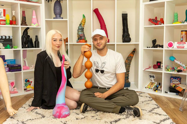 Ӣ��(gu��)Ů���ղعֵֹ���Ȥ��ߣ�����ҕ�l���볬���f(w��n)