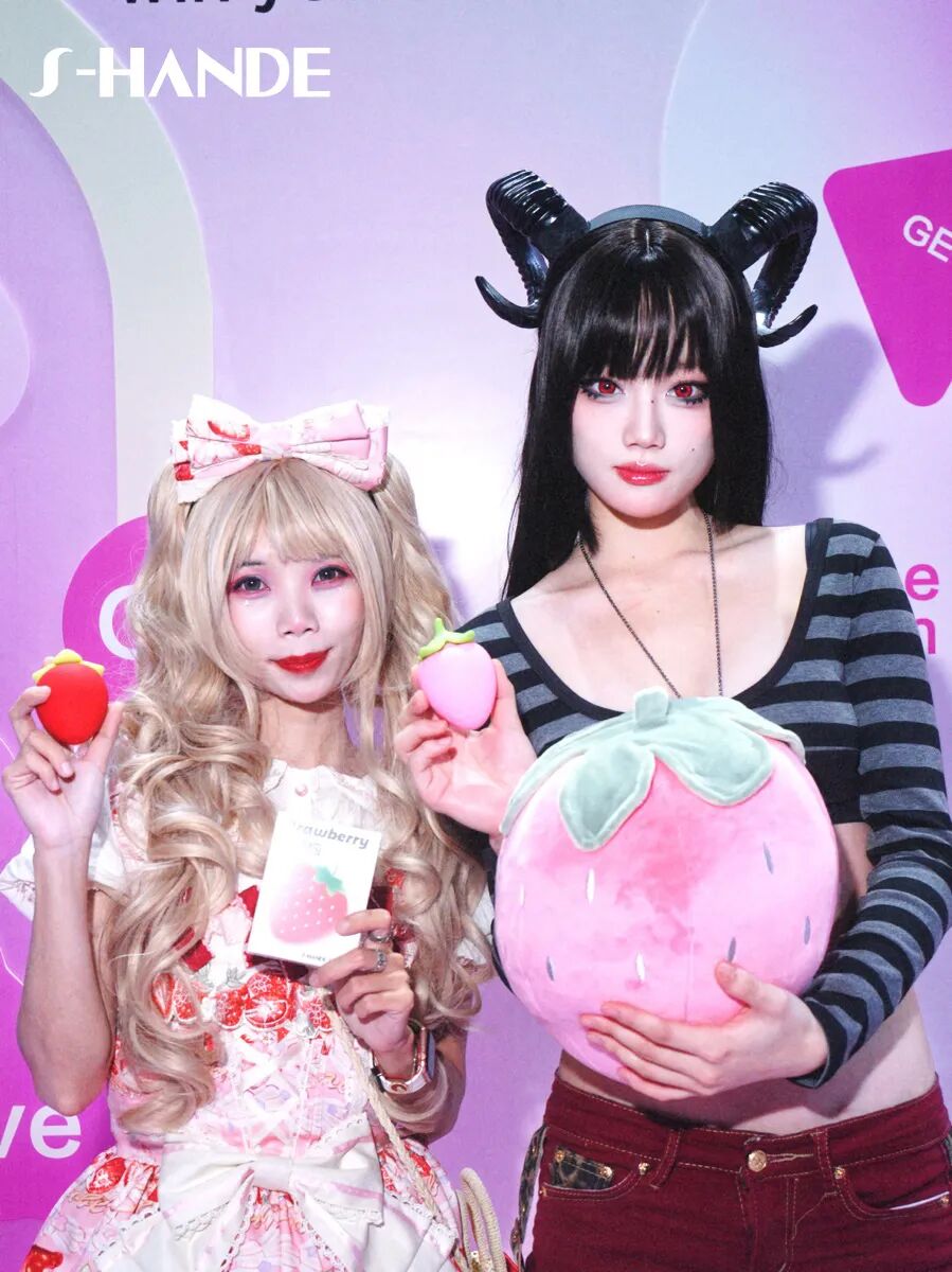 ˹?ji��)h��չ�^(q��)Cosplay��Ů